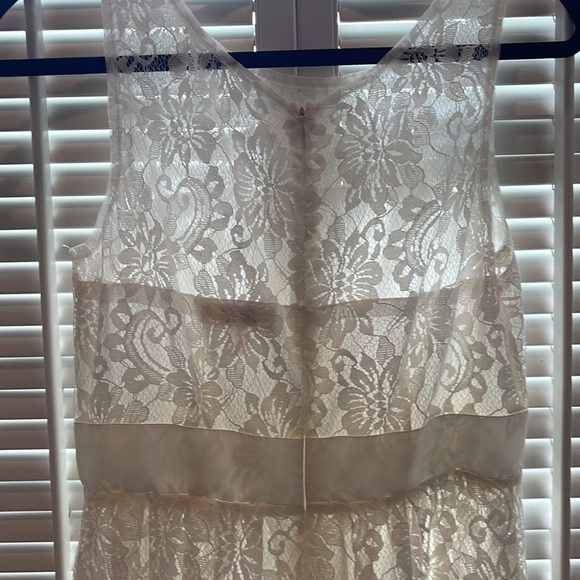 Beautiful, white lace dress, altered state, size medium - Picture 3 of 10